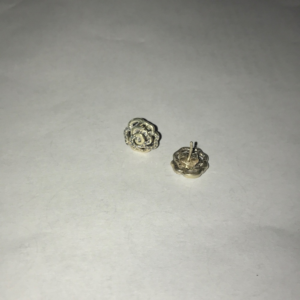 Pandora rose earrings